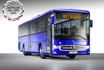 First place for new Mercedes-Benz Intouro: bus companies vote it 2021 Touring Coach of the Year in Spain
