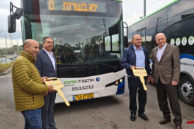Anadolu Isuzu’dan 48 adet otobüs ve midibüs teslimatı