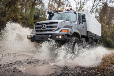 Mercedes Ukrayna'ya 100'den fazla Zetros arazi kamyonu teslim etti