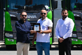 Scania, AS Star'a 14 araç teslim etti