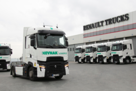 Nevnak'a Renault T 520