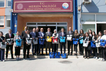 UND’den çocuklara geri dönüşüm çantası