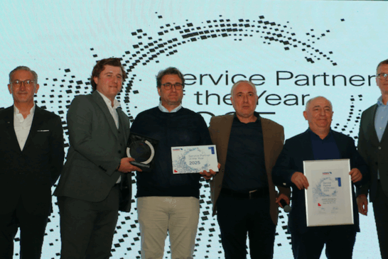 Artıfe ServisOne yılın en başarılı Schmitz Servisi